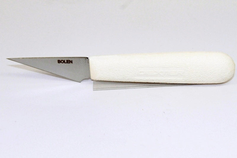 Triangle Pelter Knife - TrapShed Supply Co.